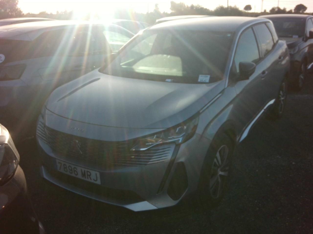 Foto Peugeot 3008 Hybrid 2