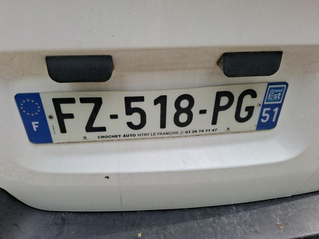 Peugeot EXPERT FGN TOLE STANDARD 1.5 BLUEHDI 120 S&S BVM6 PREMIUM 2021
