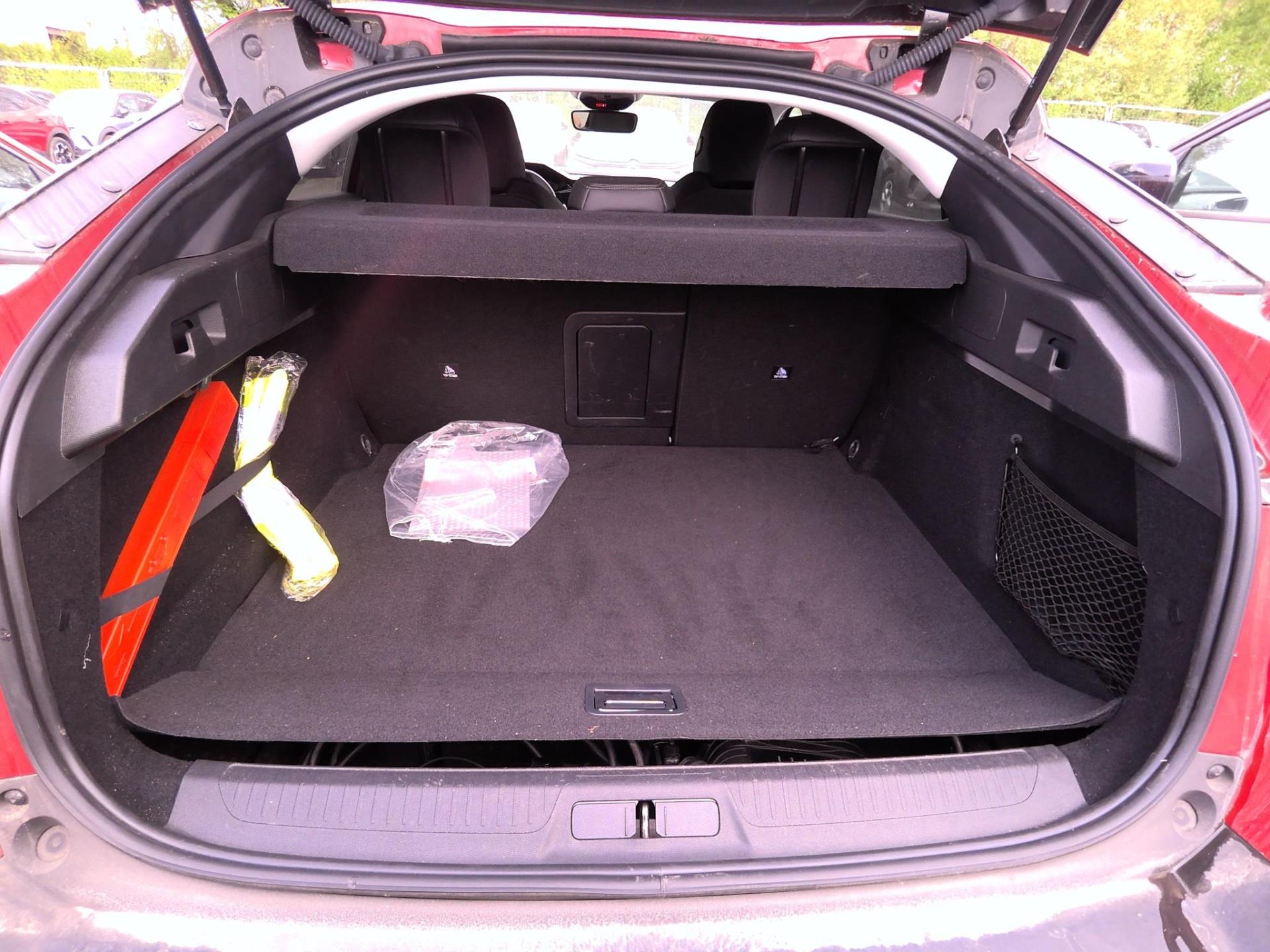 Peugeot 408 PHEV 225 e-EAT8 Allure Pack 2022
