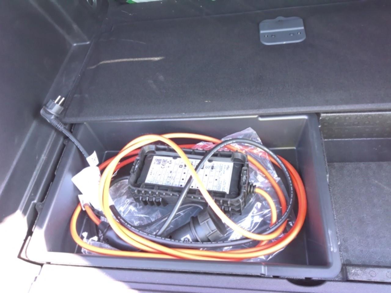 Foto Peugeot 3008 Hybrid 13