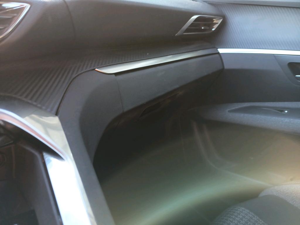 Peugeot 3008 BlueHDi 130ch S&S EAT8 Active Pack 2022