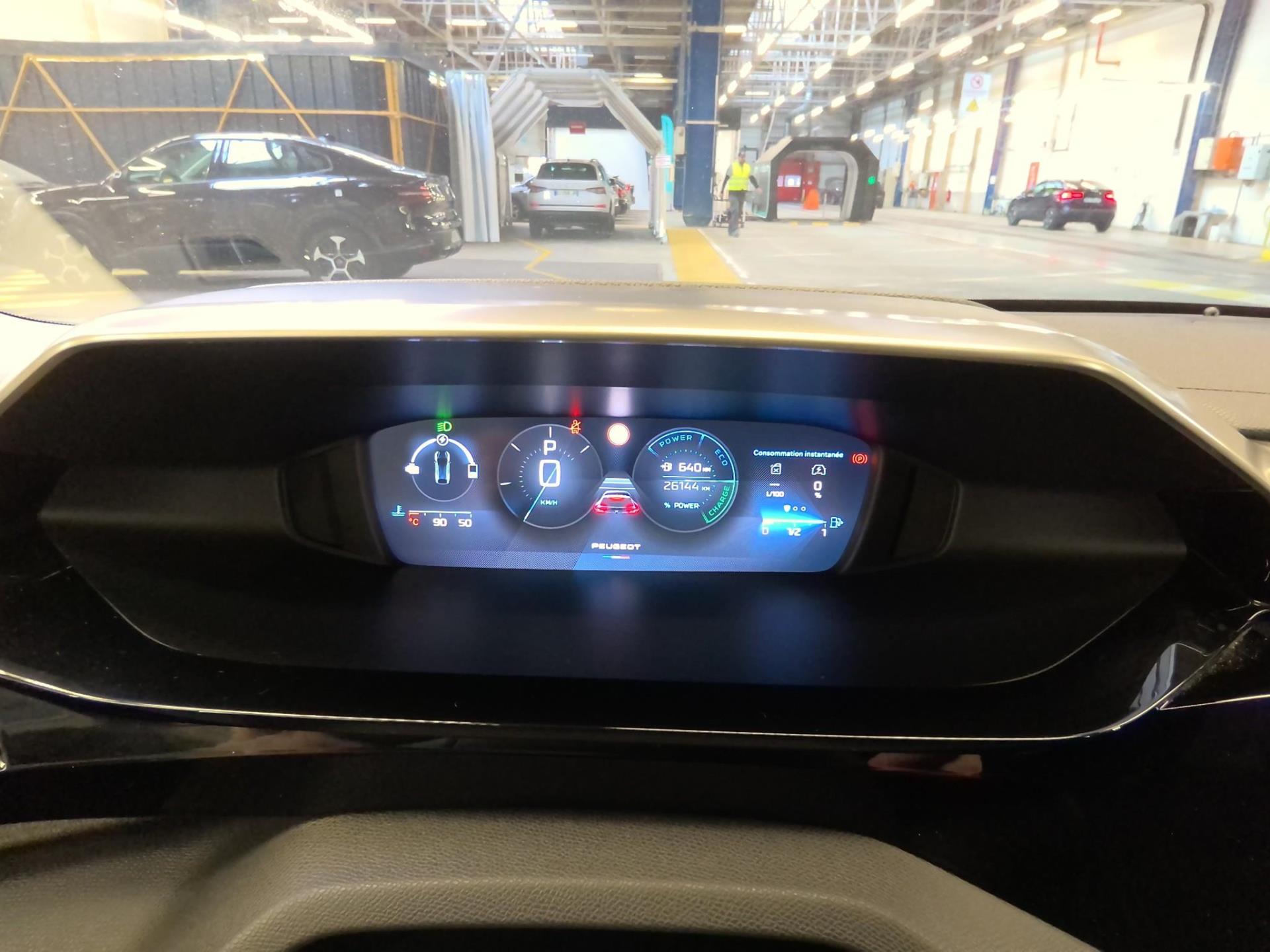 Peugeot 408 Hybrid 136 e-DCS6 Allure 2025