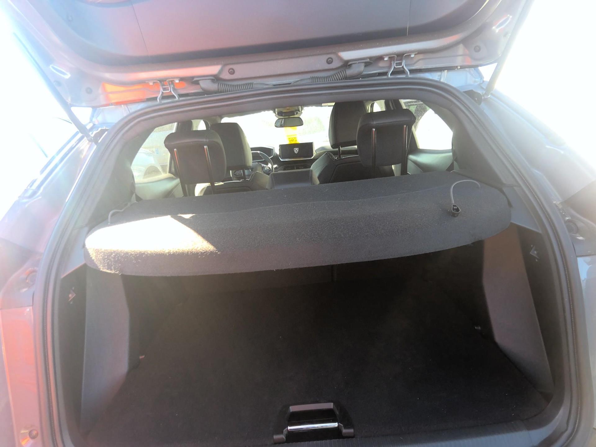 Peugeot 2008 Hybrid 145 ch e-DCS6 GT 2026