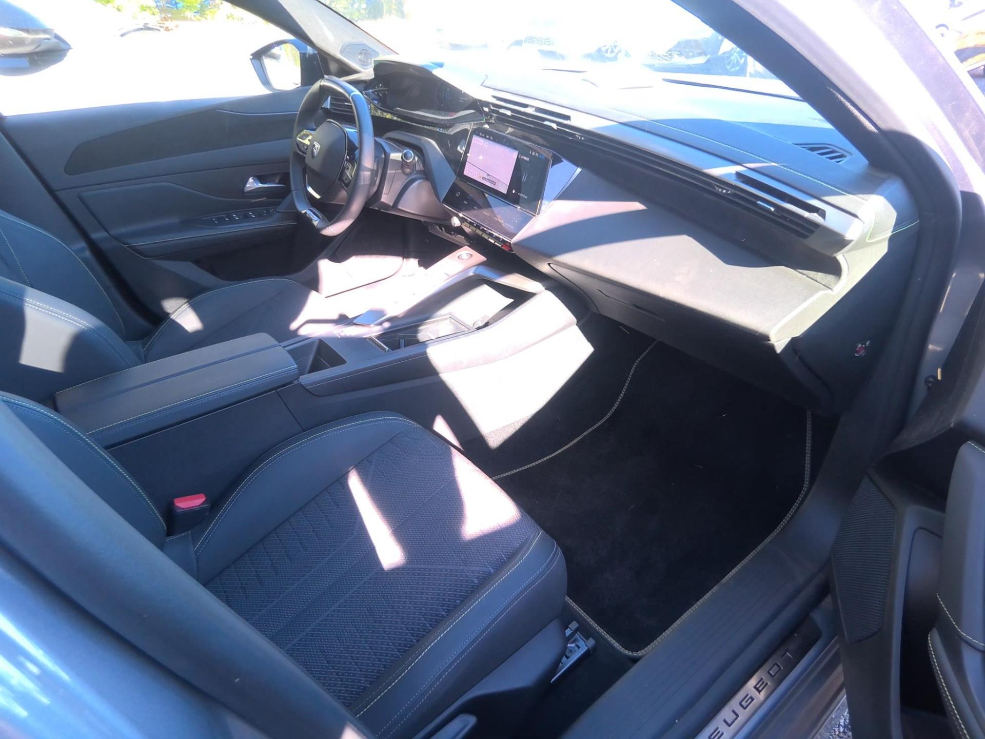 Peugeot 308 SW Plug-in Hybrid 195 ch e-DCS7 GT 2026