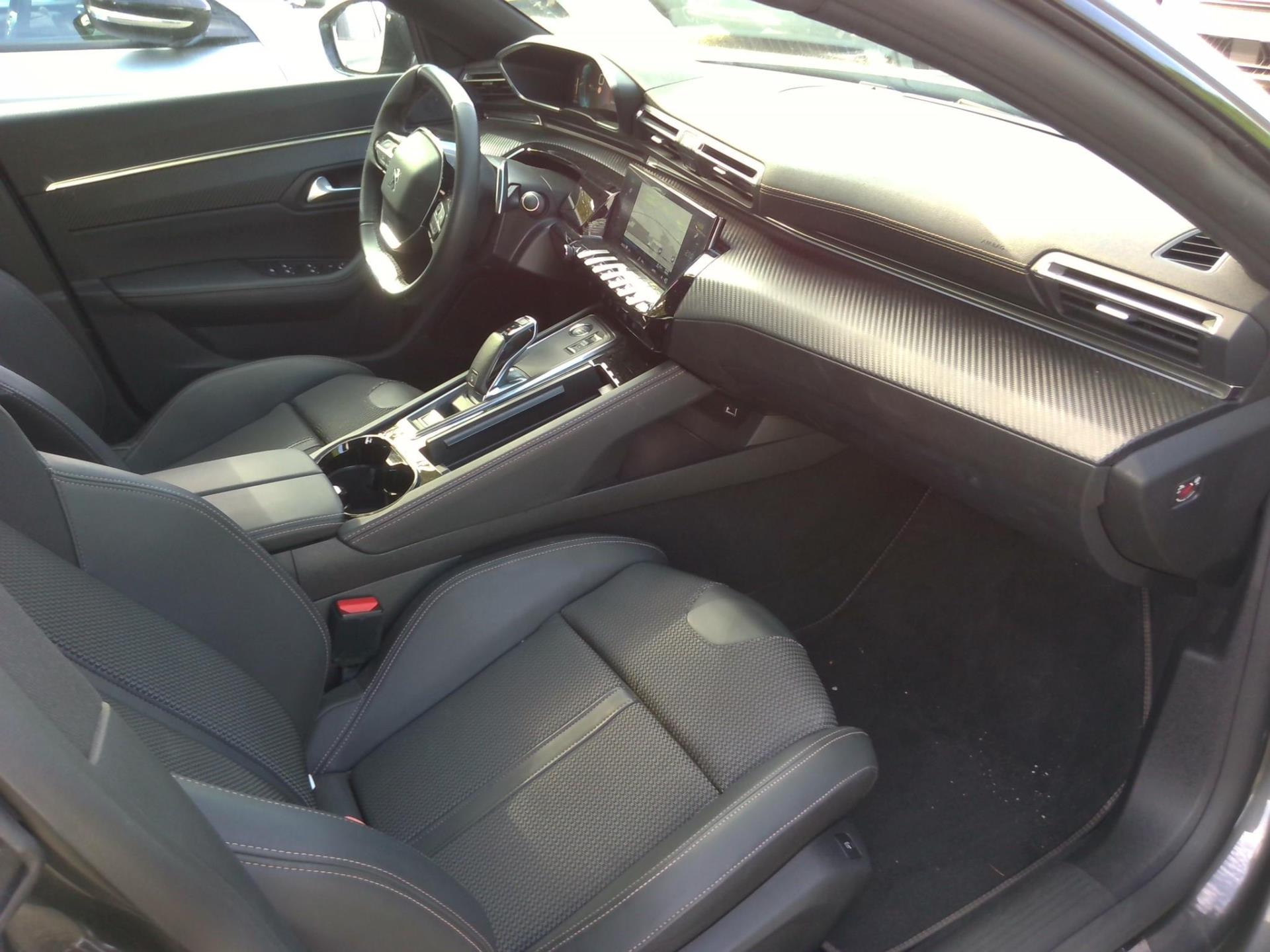 Peugeot 508 Hybrid 225 e-EAT8 GT 2022