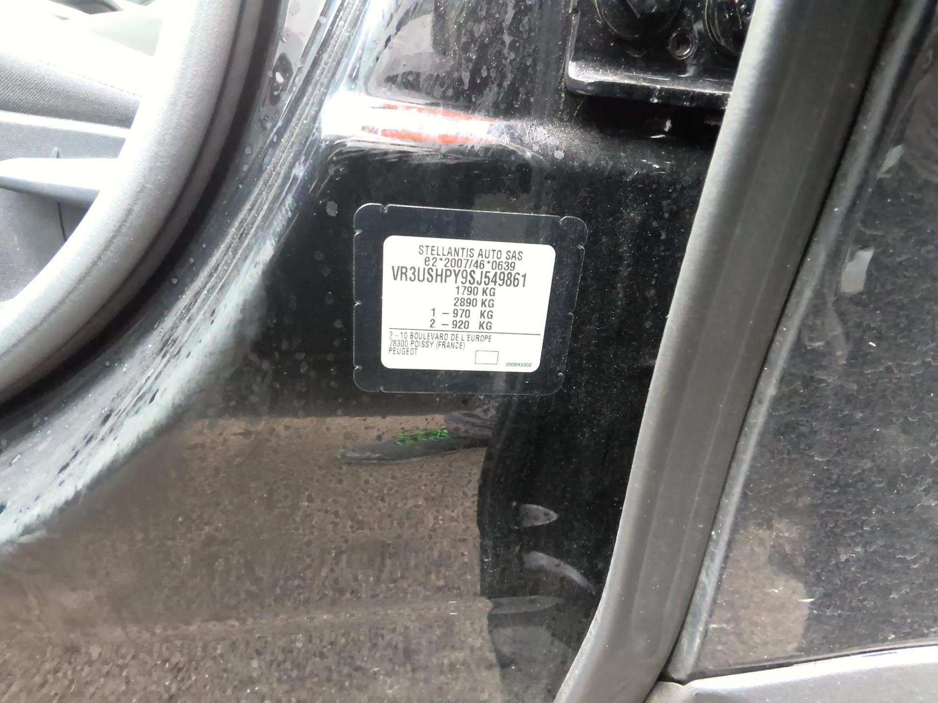 Peugeot 2008 Hybrid 136 e-DCS6 Style 2025