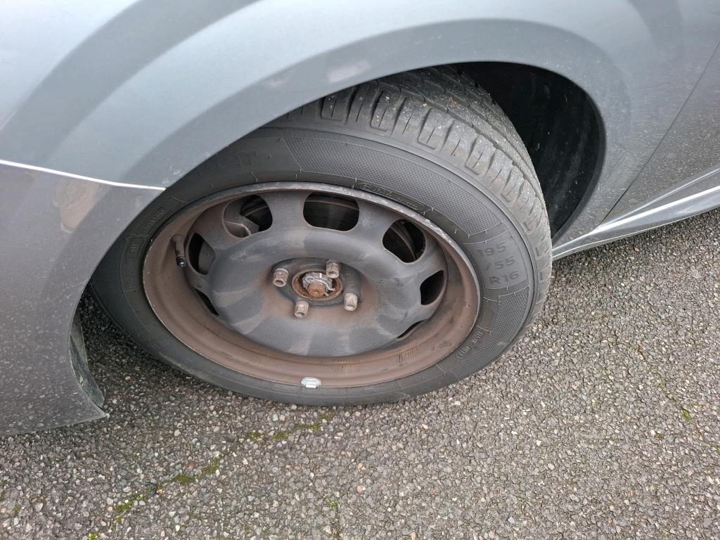 Peugeot 208 PureTech 100 S&S BVM6 Active 2024