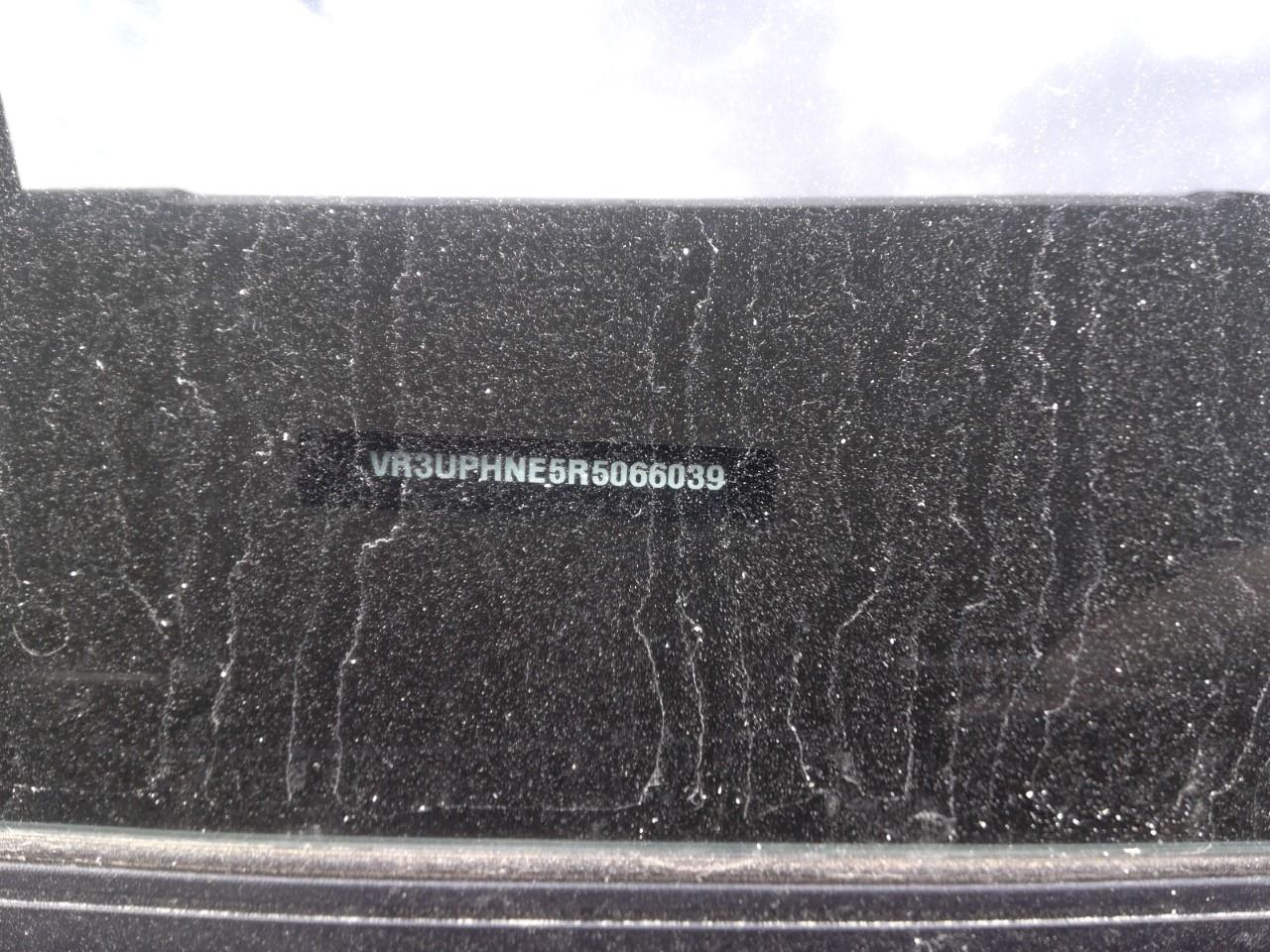 Foto Peugeot 208 6