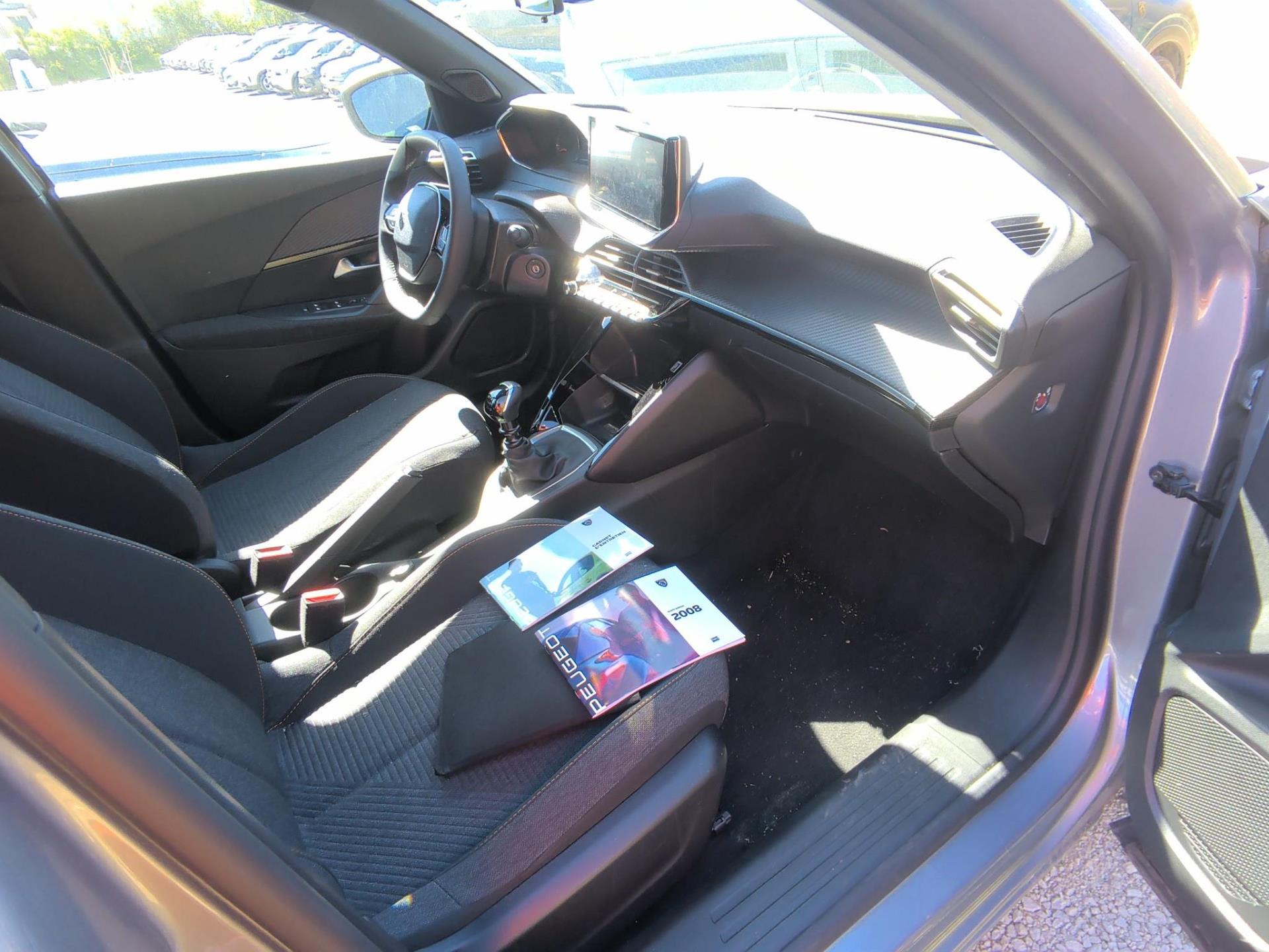Peugeot 2008 100 S&S BVM6 Style 2025