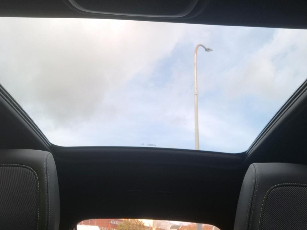 Peugeot 208 PureTech 100 S&S EAT8 GT 2022