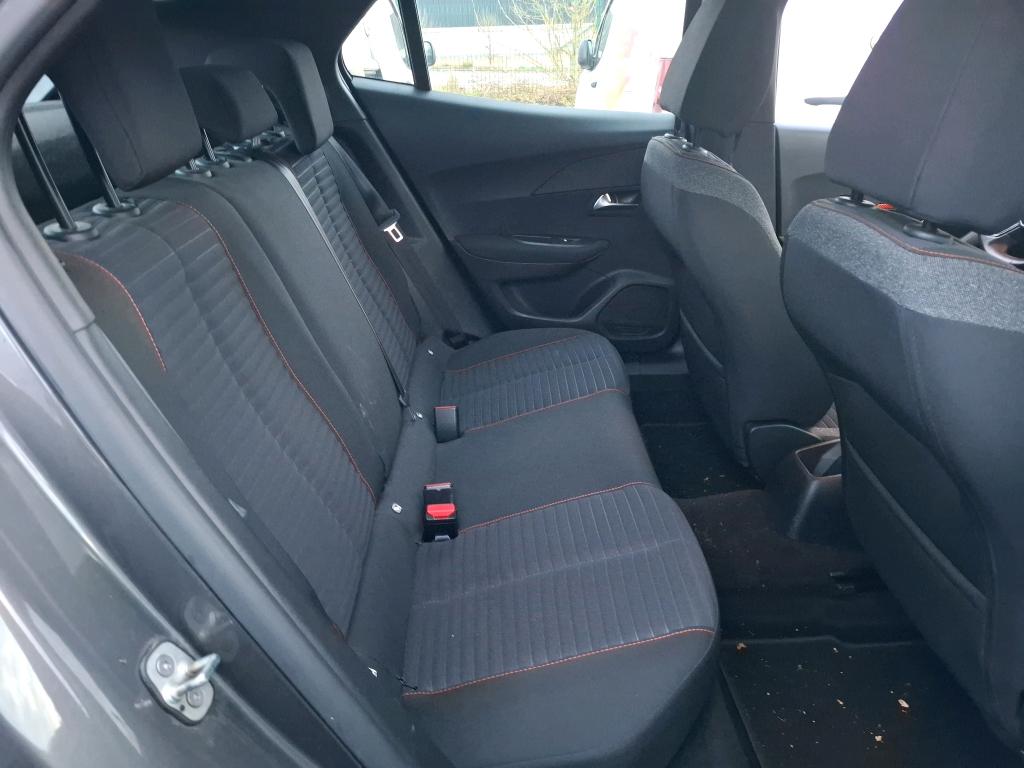 Peugeot 2008 BlueHDi 130 S&S EAT8 Active Business 2021