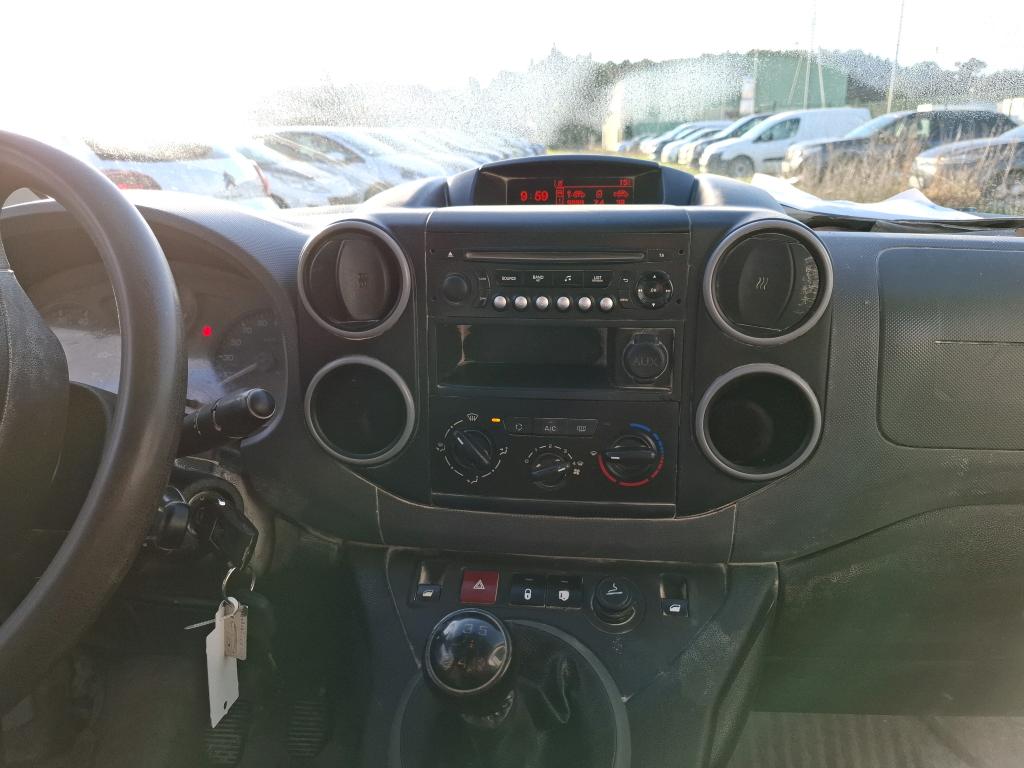 Peugeot PARTNER FOURGON STANDARD 1.6 BLUEHDI 100 BVM5 PREMIUM 2017