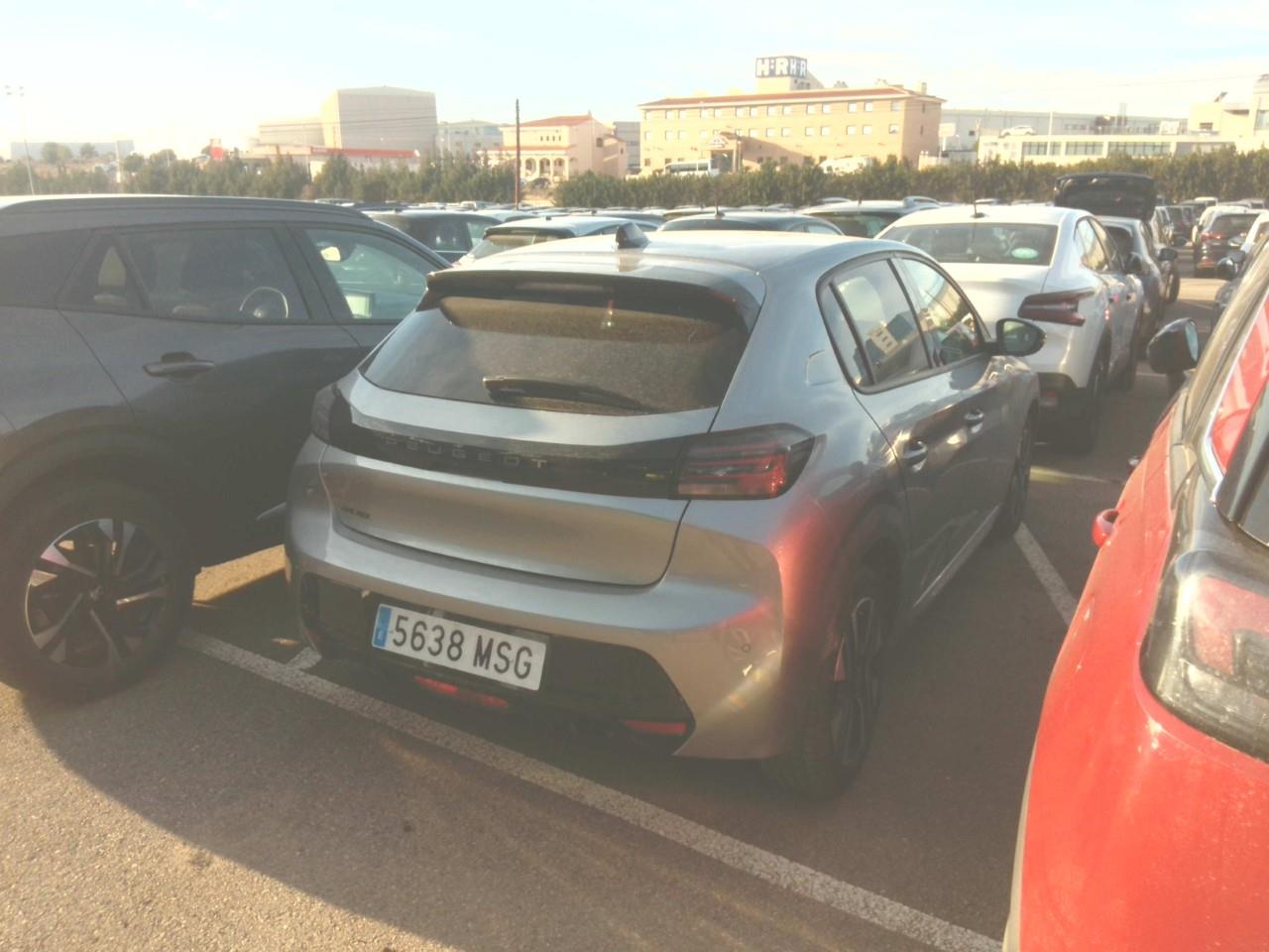 Foto Peugeot 208 4
