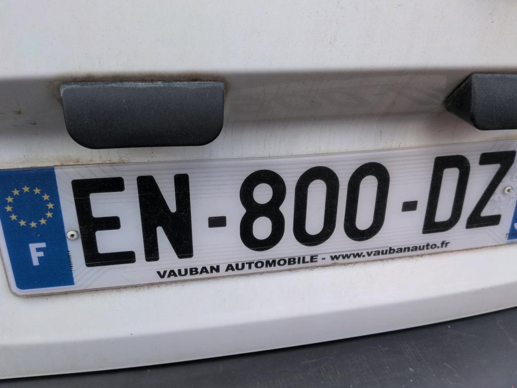 Peugeot PARTNER FOURGON STANDARD 1.6 BLUEHDI 75 BVM5 PREMIUM PACK 2017
