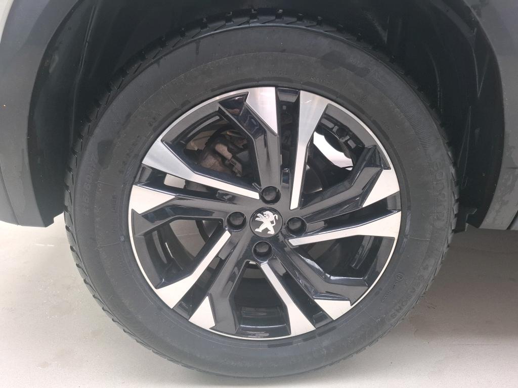 Peugeot 2008 PureTech 130 S&S EAT8 GT 2022