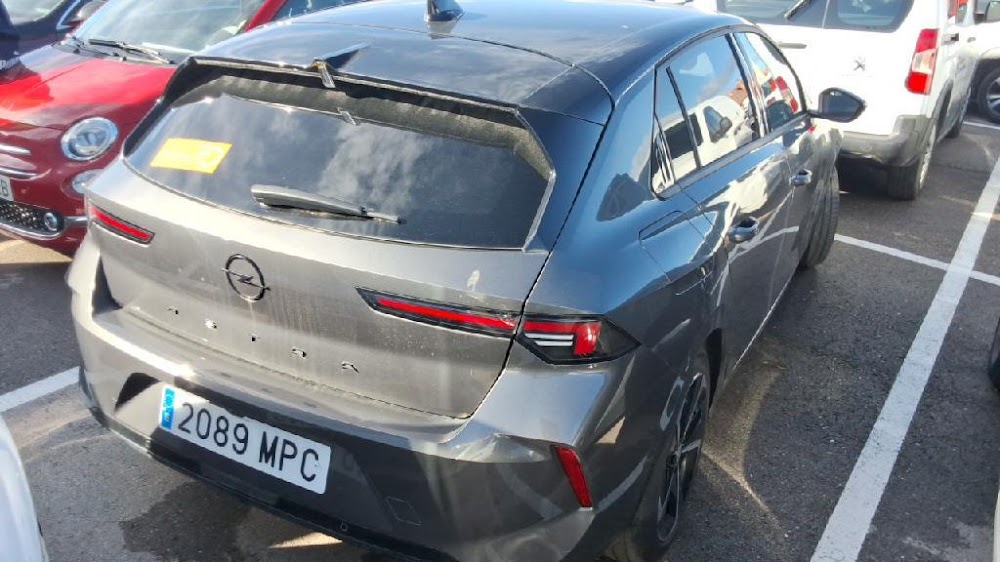 Foto Opel Astra 13
