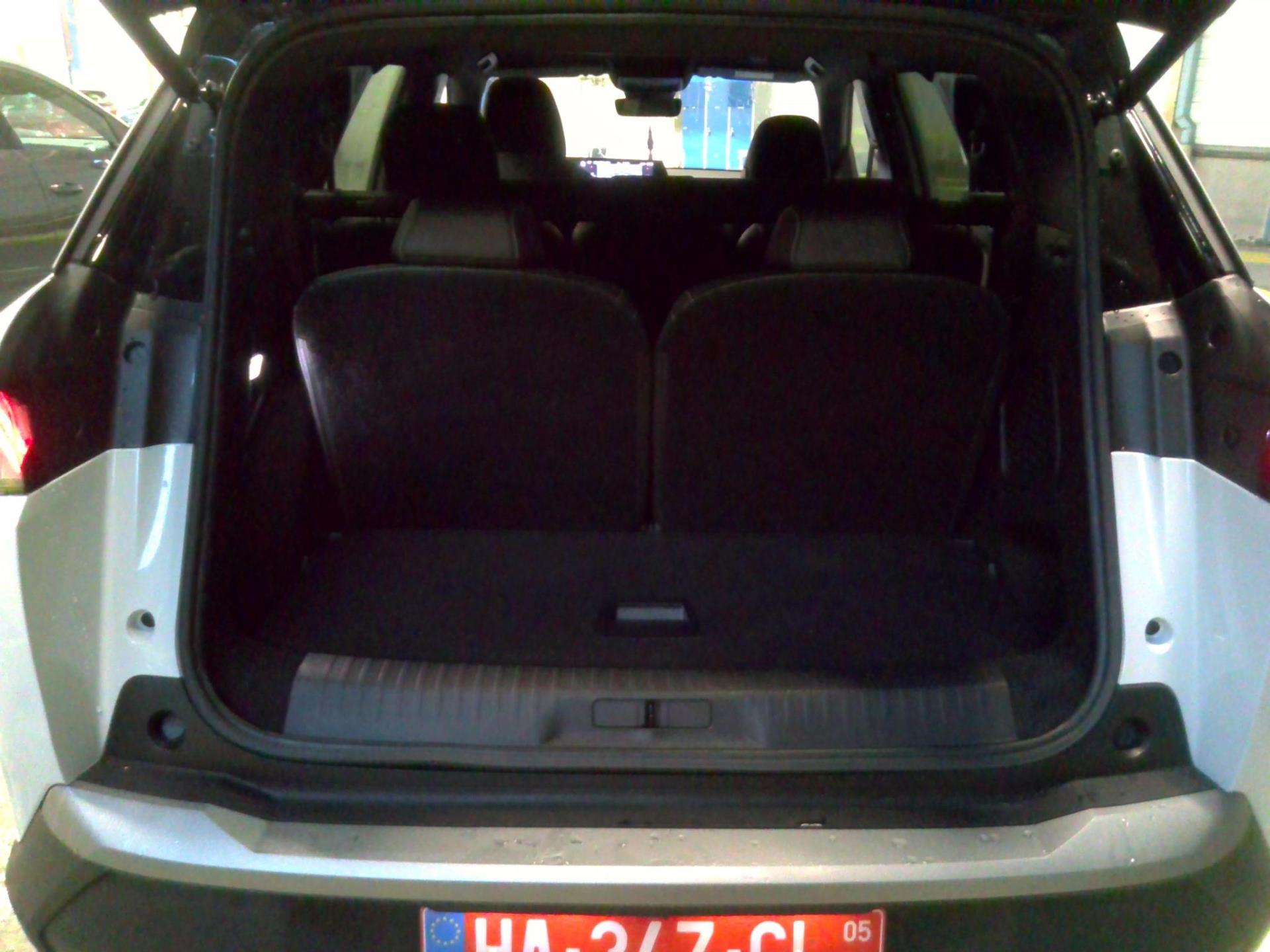 Peugeot 5008 Hybrid 136 e-DCS6 GT 2024