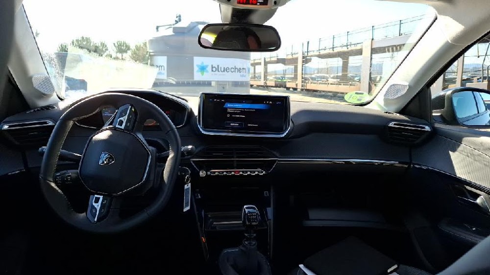 Foto Peugeot 208 10