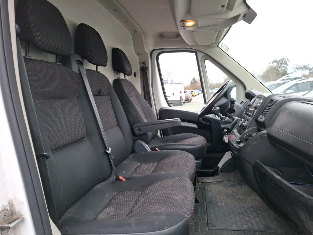 Peugeot BOXER TOLE 333 L1H1 BLUEHDI 120 S&S PREMIUM 2020