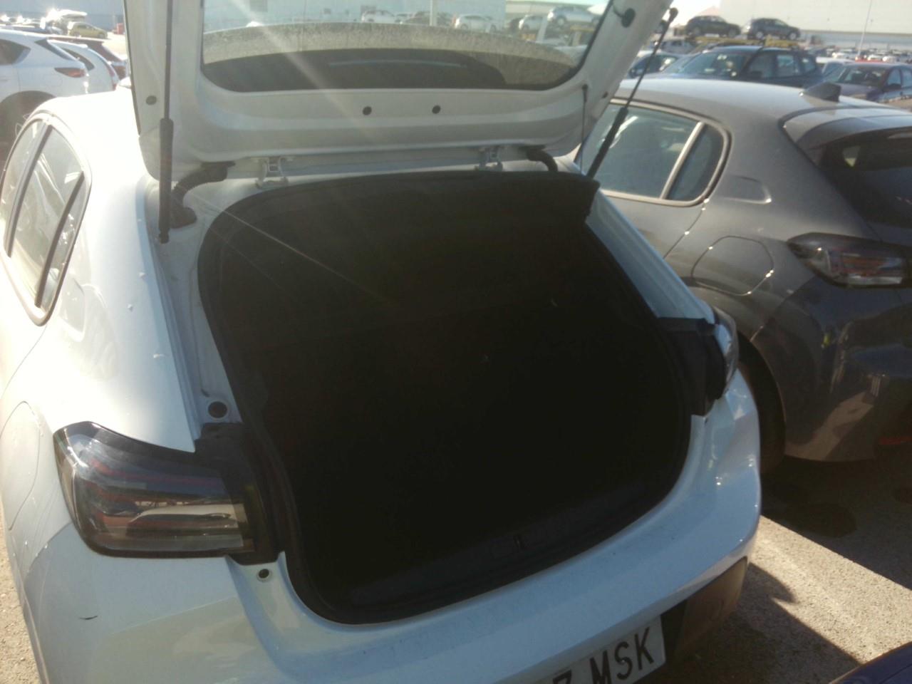 Foto Peugeot 208 13