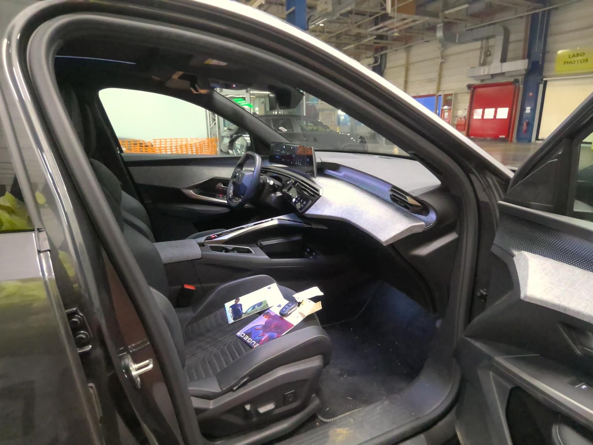Peugeot 3008 Electrique 210 ch 73 kWh GT 2025