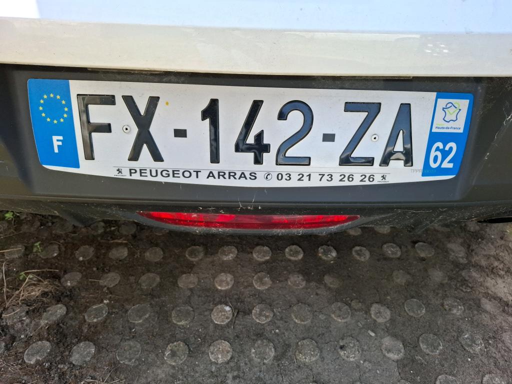 Peugeot 208 BLUEHDI 100 S&S BVM6 PREMIUM PACK 2021