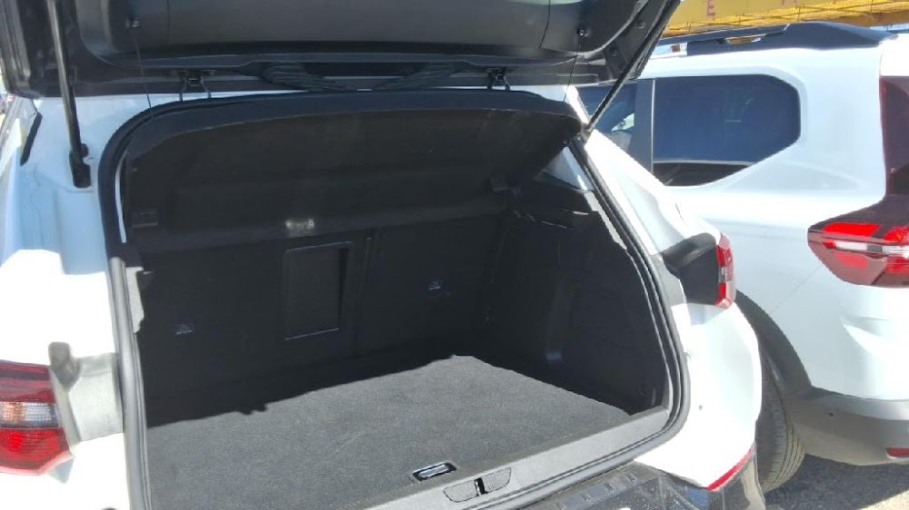 Foto Opel Grandland PHEV 11