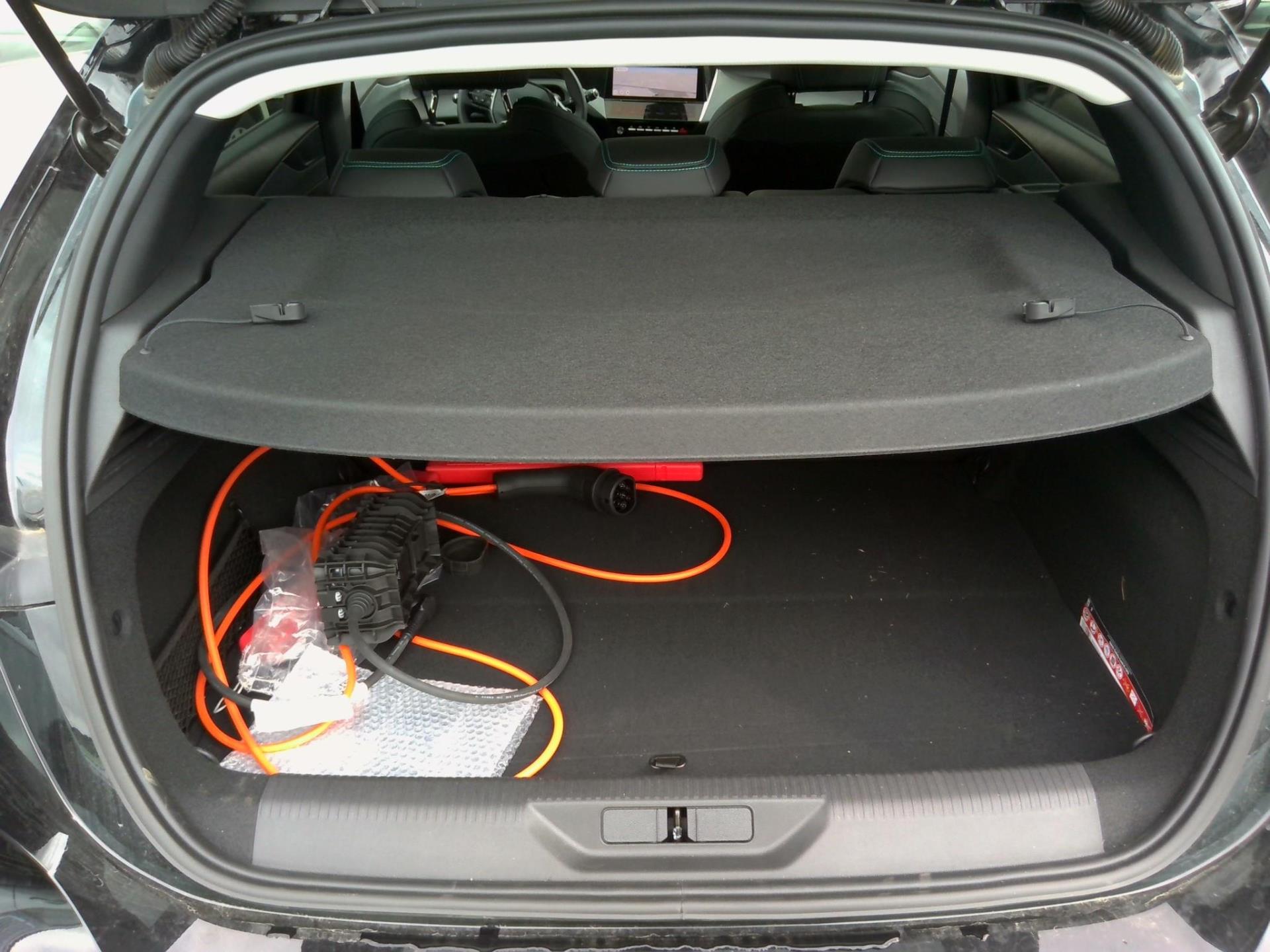 Peugeot 308 PHEV 180 e-EAT8 Allure 2024