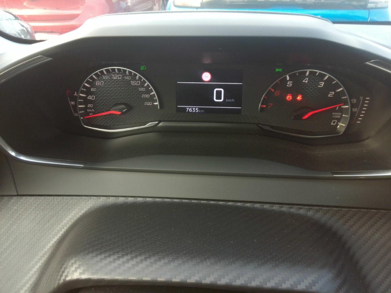 Foto Peugeot 208 9