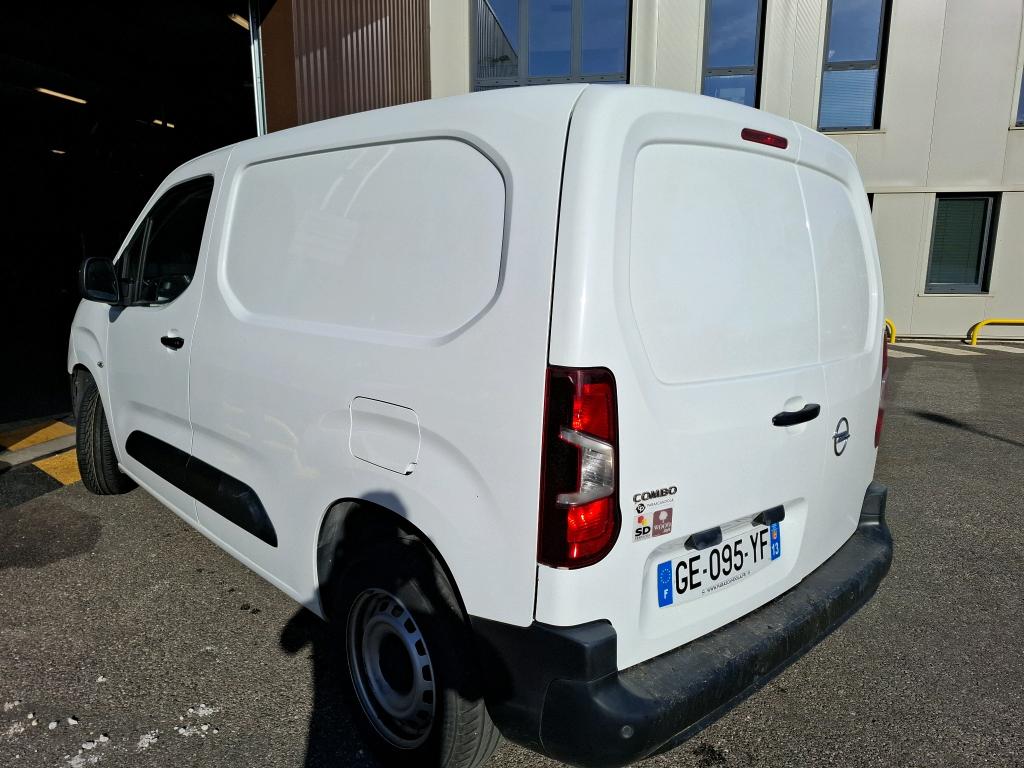 Opel COMBO CARGO 1.5 100 CH S/S L1H1 BVM6 STANDARD PACK CLIM 2022