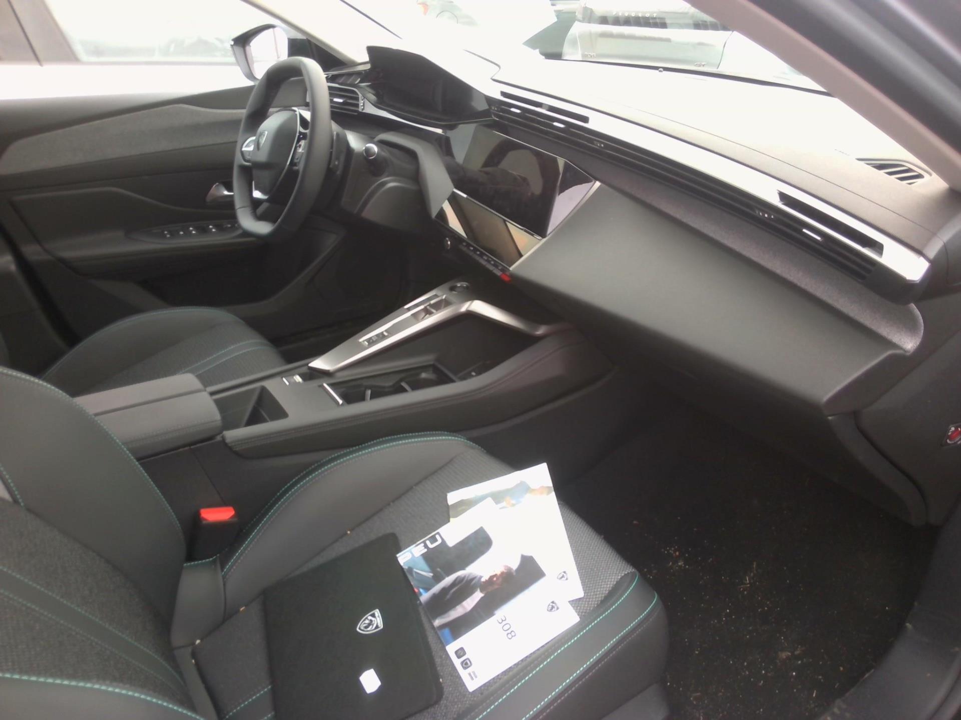 Peugeot 308 SW BlueHDi 130ch S&S EAT8 Allure 2024
