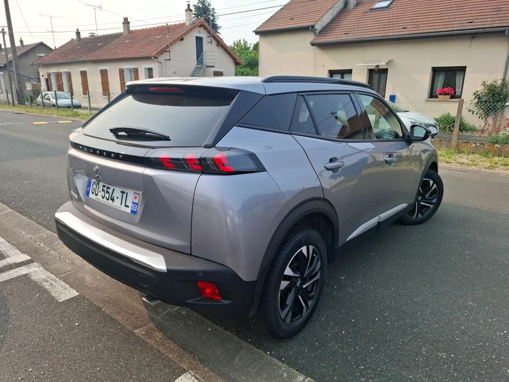 Peugeot 2008 BlueHDi 130 S&S EAT8 Allure 2021