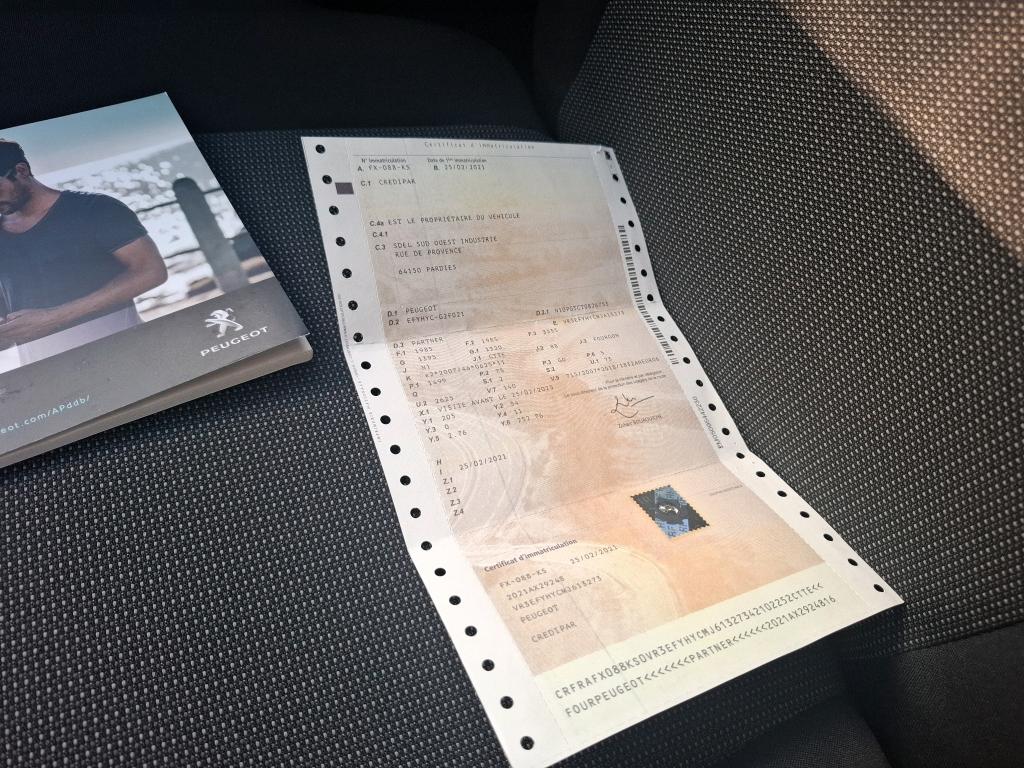 Peugeot PARTNER FOURGON STANDARD 650 KG BLUEHDI 100 S&S BVM5 PREMIUM 2021