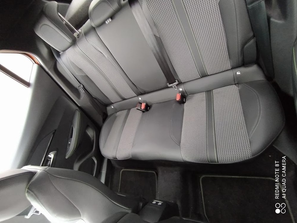 Foto Peugeot 2008 11