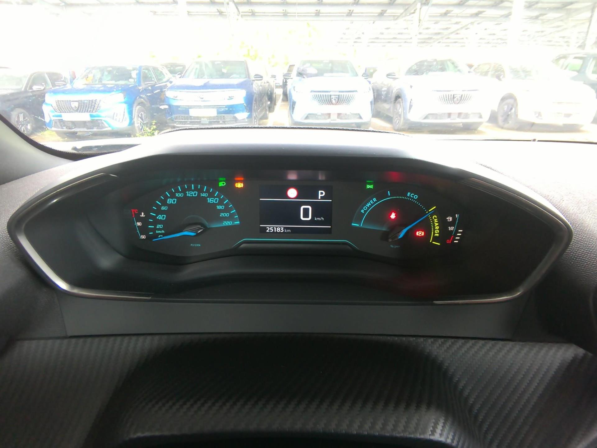 Peugeot 2008 Hybrid 145 ch e-DCS6 Style 2025