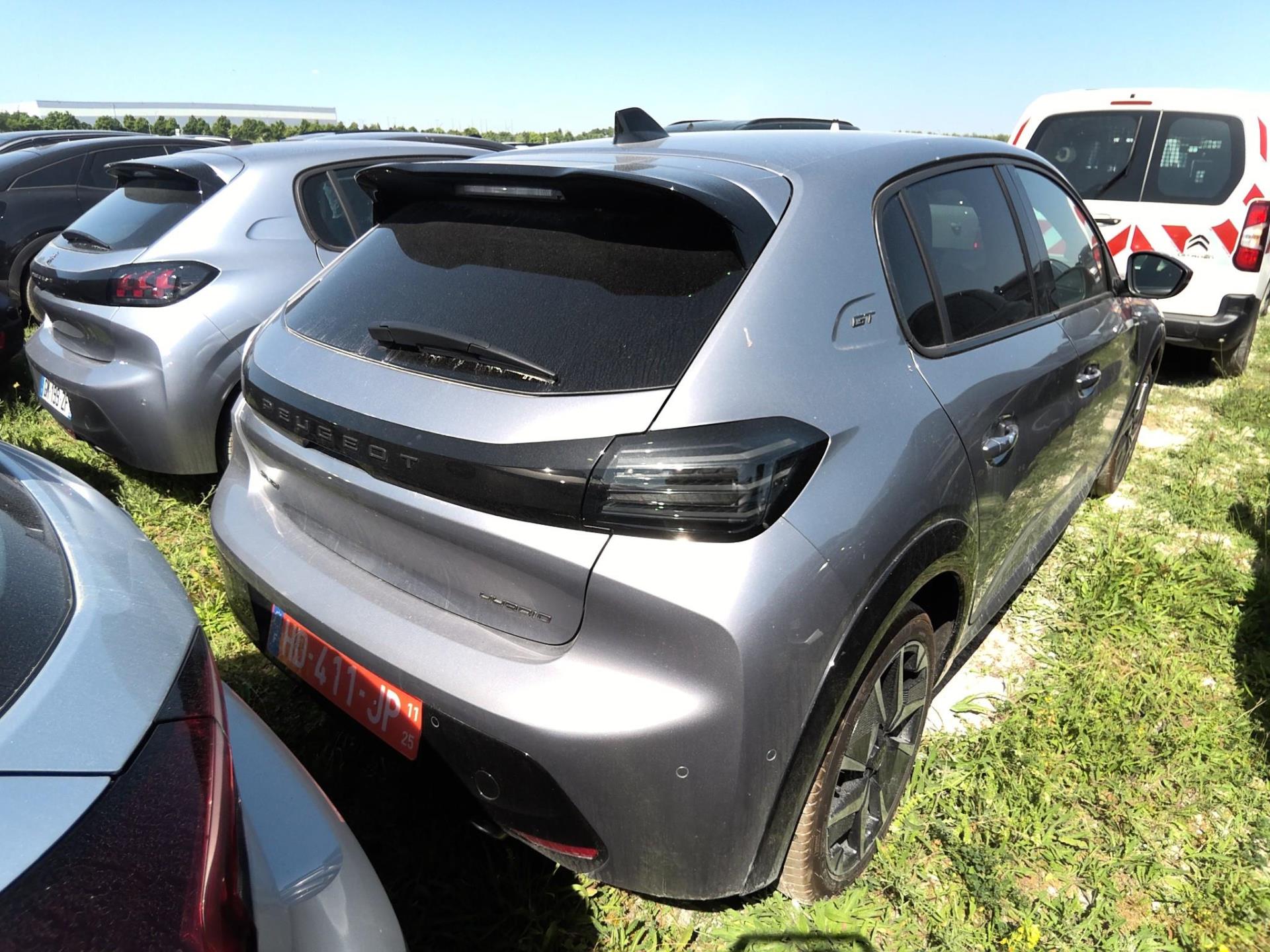 Peugeot 208 Hybrid 110 e-DCS6 GT 2025