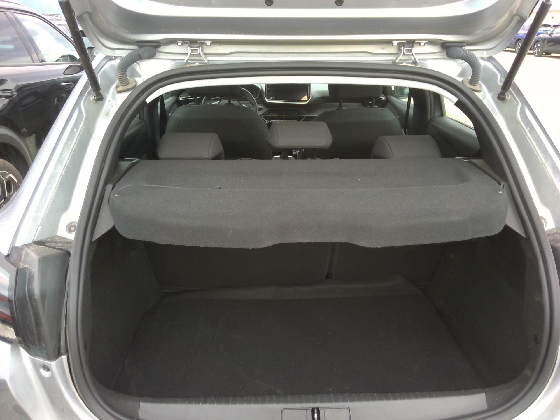 Peugeot 208 100 S&S BVM6 Style 2025