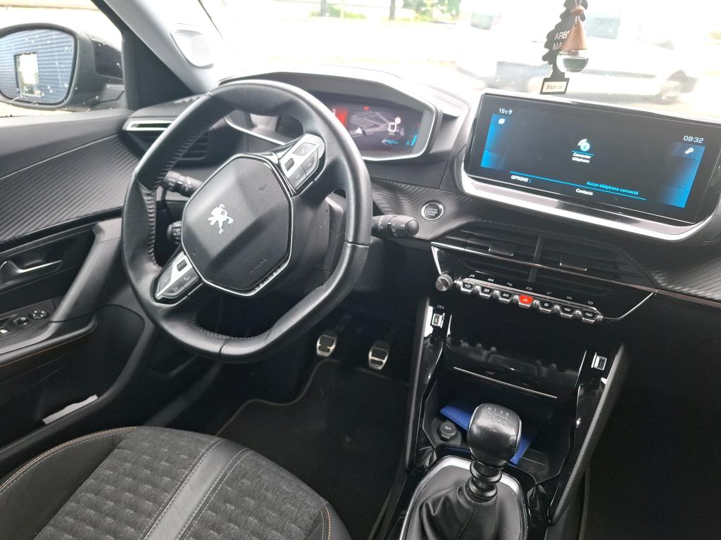 Peugeot 2008 PureTech 130 S&S BVM6 Roadtrip 2022