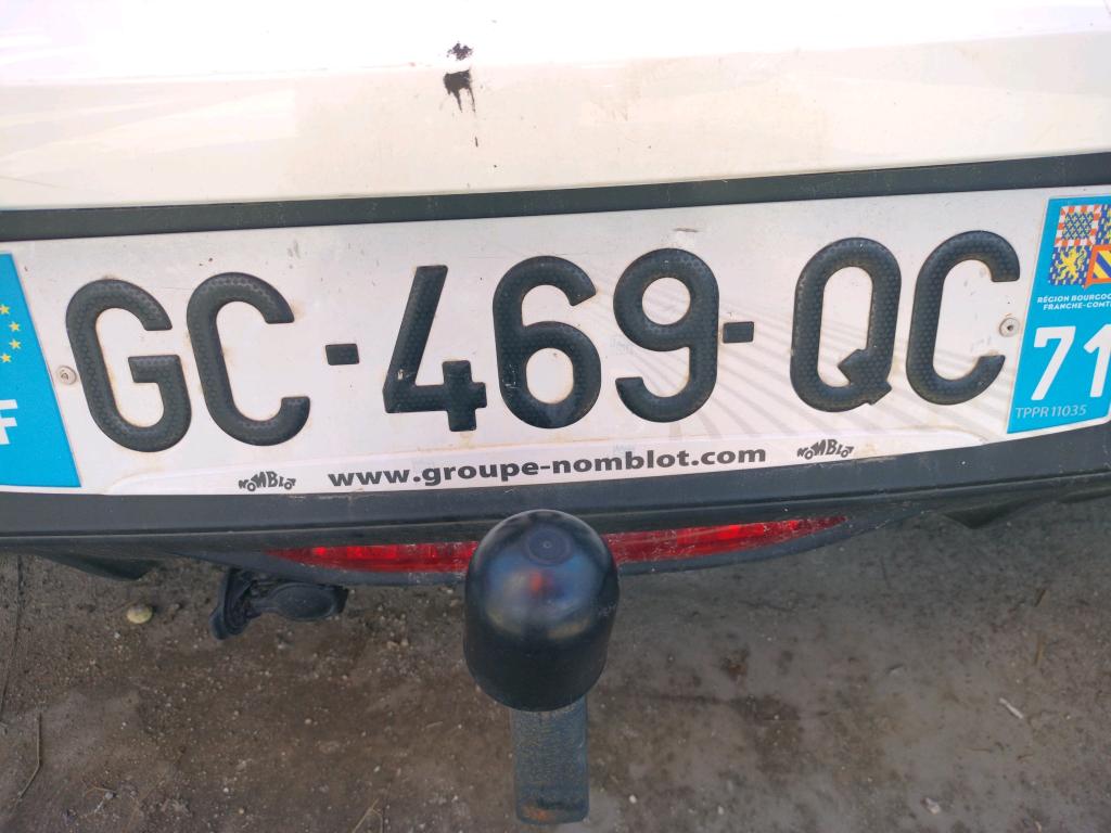 Peugeot 208 BLUEHDI 100 S&S BVM6 PREMIUM 2021