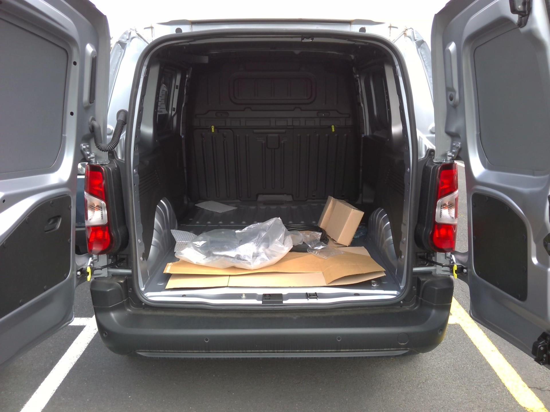 Citroen E-BERLINGO VAN M 800 100 KW (136 CH) BATTERIE 50 KWH  2024