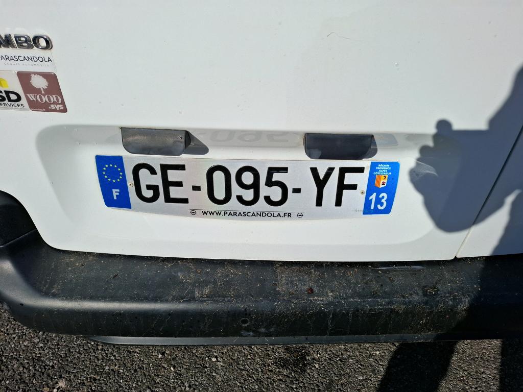 Opel COMBO CARGO 1.5 100 CH S/S L1H1 BVM6 STANDARD PACK CLIM 2022