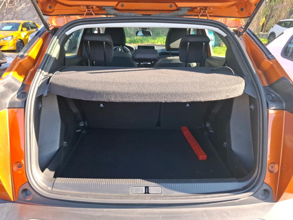 Peugeot 2008 PureTech 130 S&S BVM6 Active Business 2021