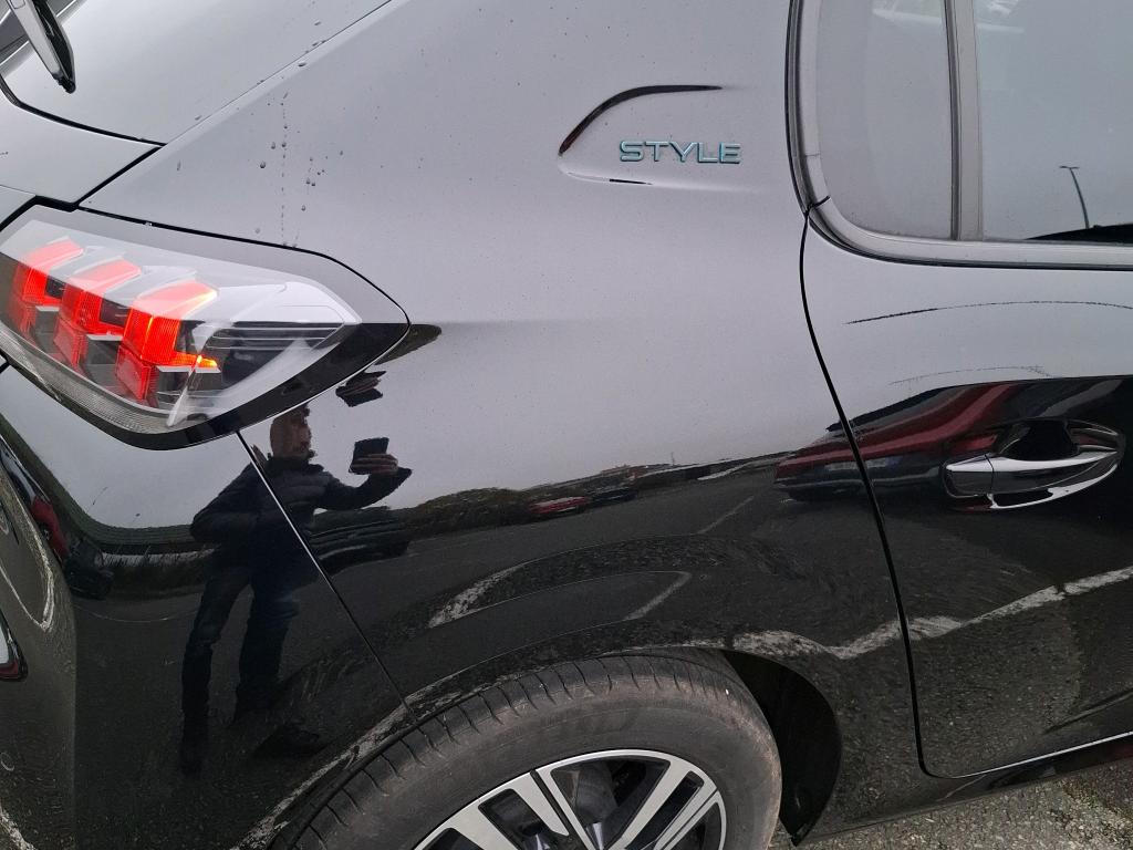 Peugeot 208 PureTech 100 S&S BVM6 Style 2023