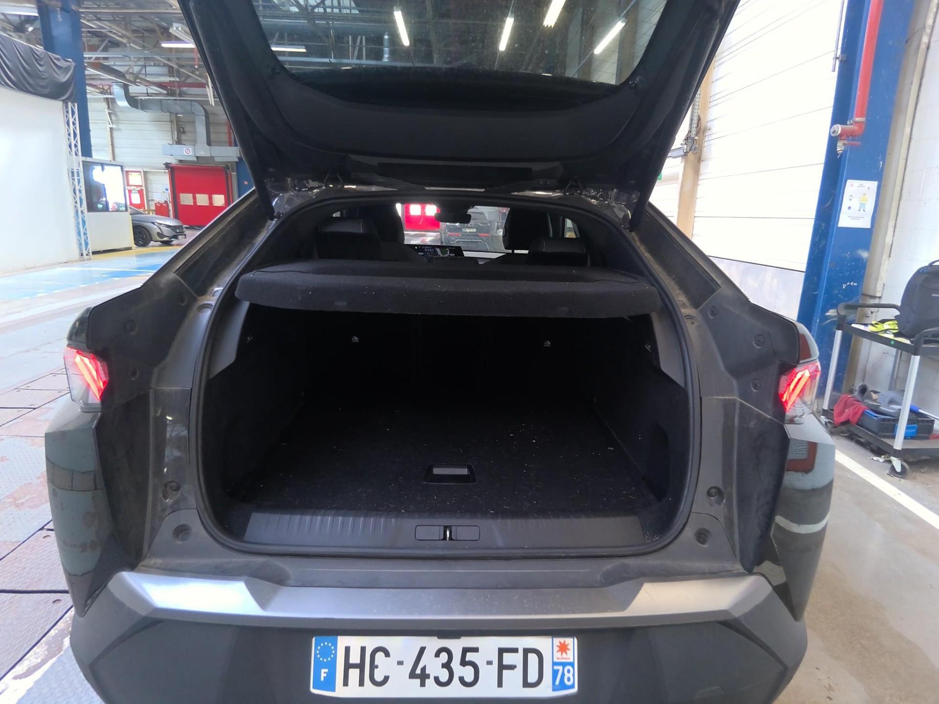 Peugeot 3008 Hybrid 136 e-DCS6 GT 2025