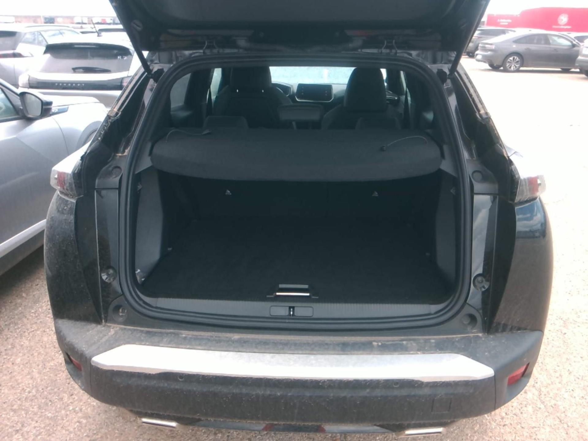 Peugeot 2008 PureTech 130 S&S EAT8 GT 2023