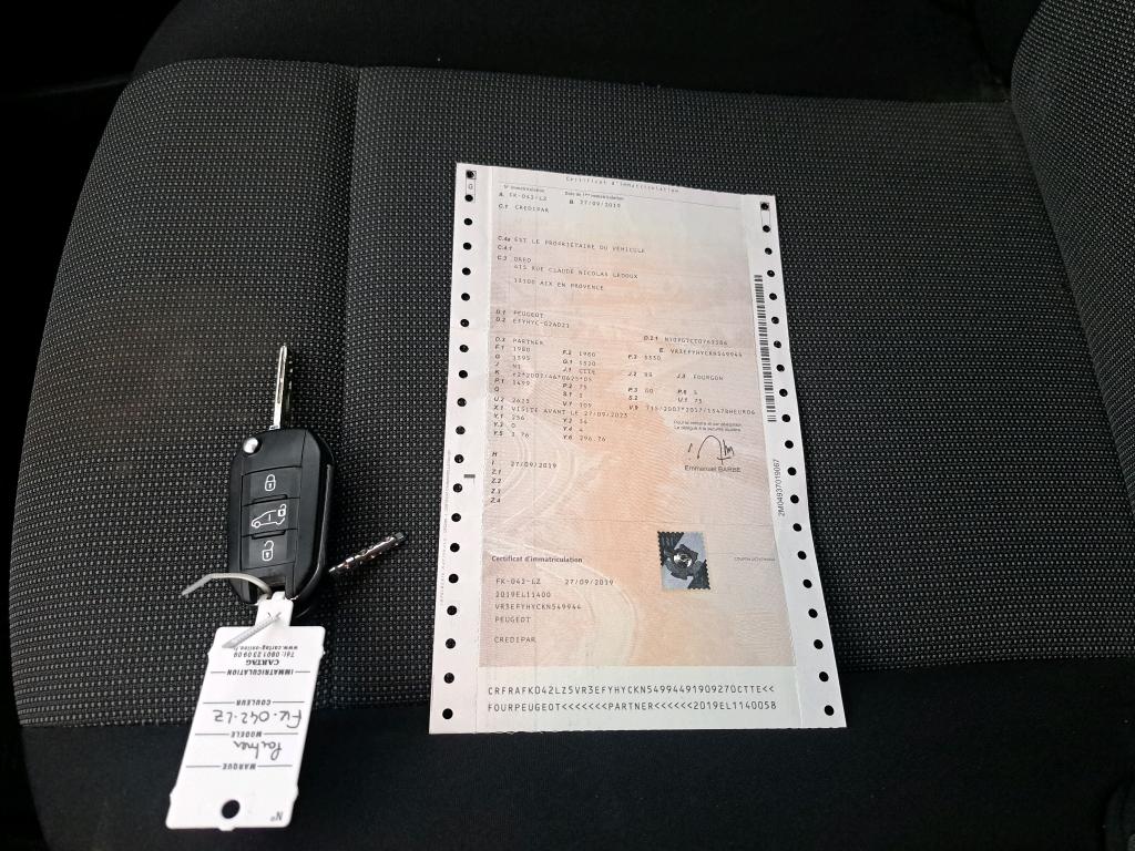 Peugeot PARTNER FOURGON STANDARD 650 KG BLUEHDI 100 BVM5 PREMIUM 2019