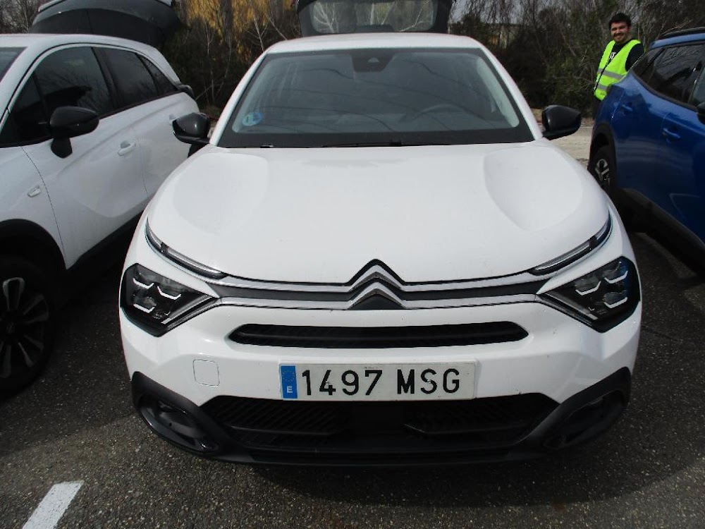 Citroën C4 X C4 Hybrid 136 ë-DSC6 PLUS (solo stock)