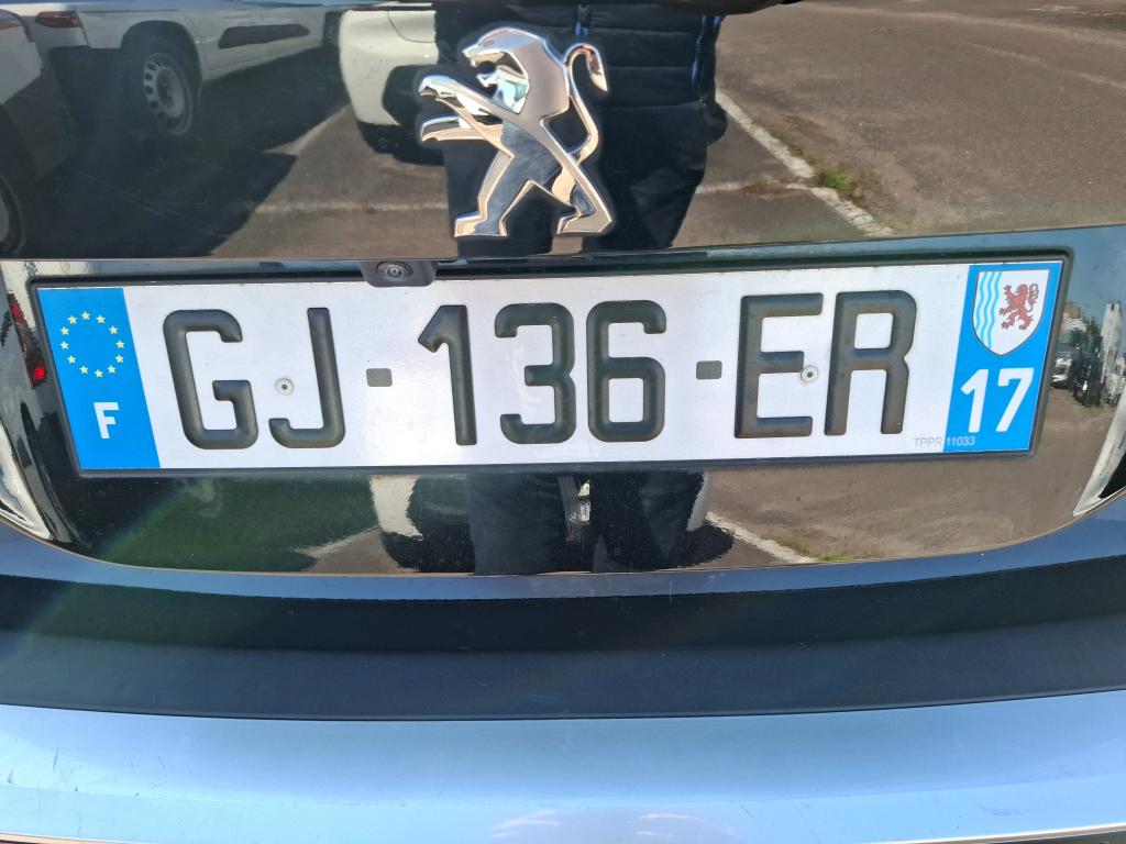 Peugeot 2008 BlueHDi 110 S&S BVM6 Allure Pack 2022