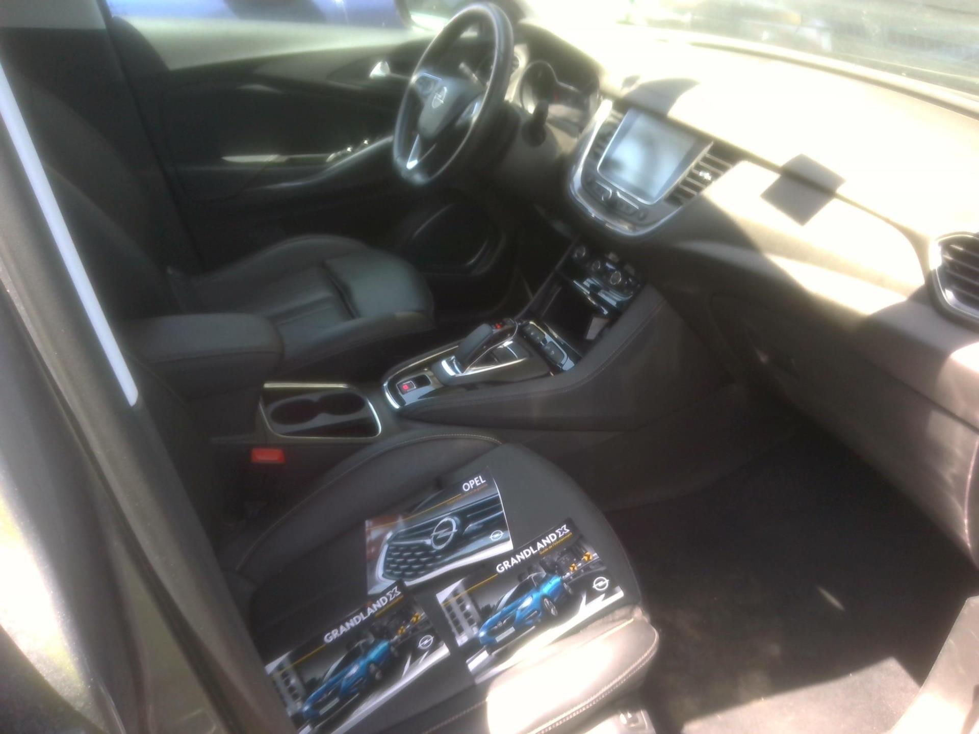 Opel Grandland X Hybrid4 300 ch AWD BVA8 Ultimate 2021