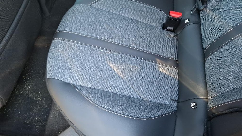 Foto Peugeot 208 10